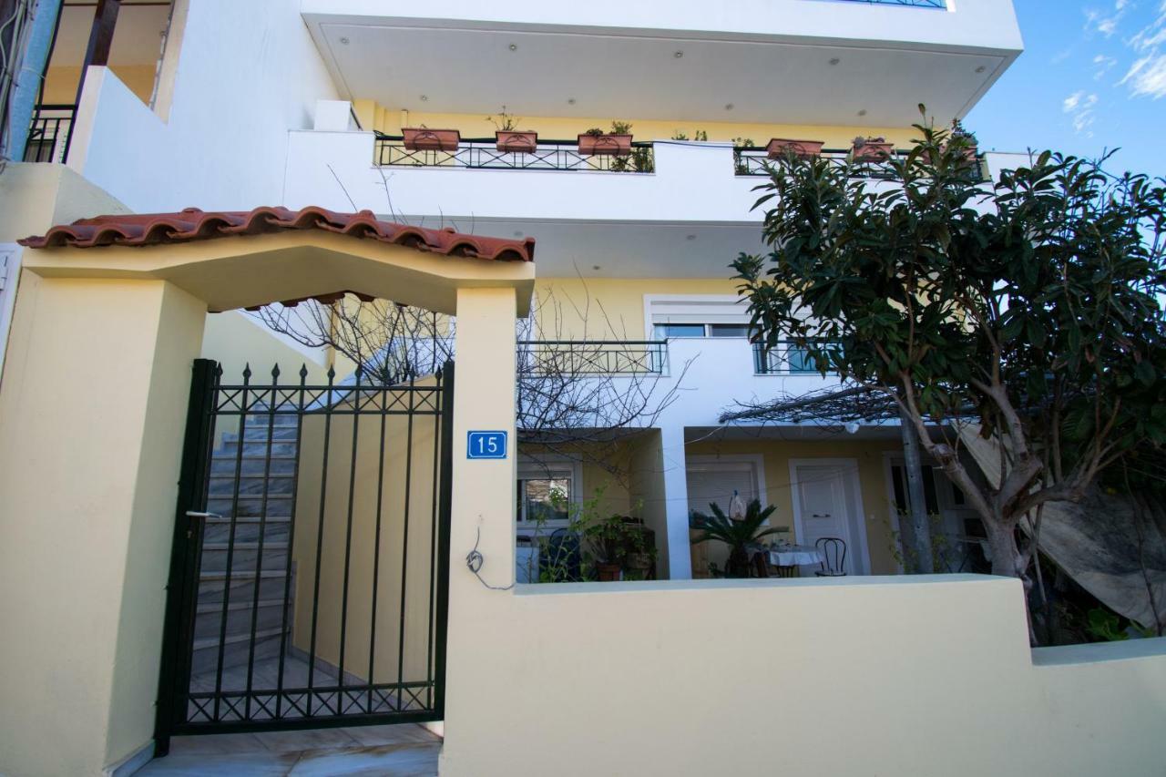 Betty'S Air+Port Sea Apartment Artemida  Exterior foto